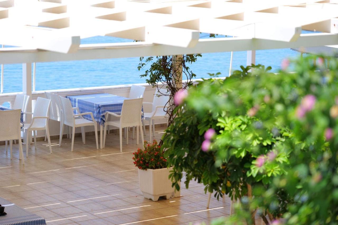 Hotel Erdano Sarande Exterior photo